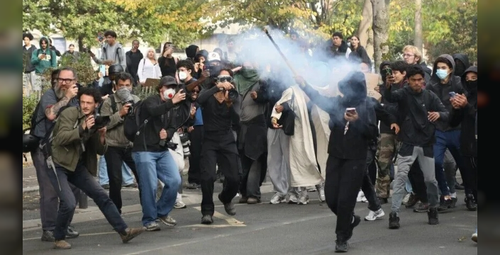 Fransa'da liseliler protesto ediyor, Belçika'ya sıçradı