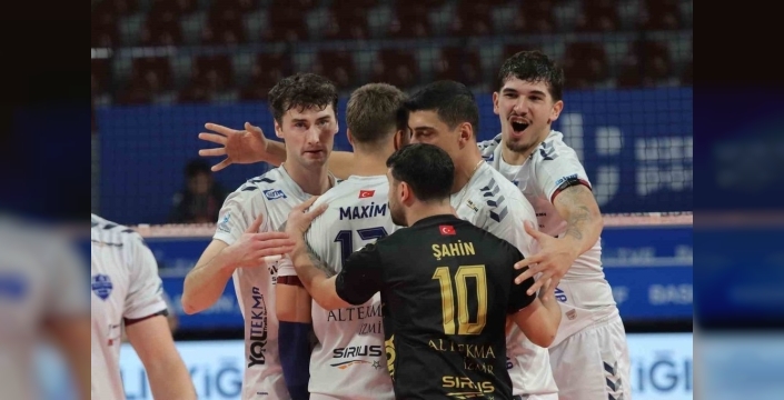 Halkbank, Altekma'yı İzmir'de 3-0 yendi
