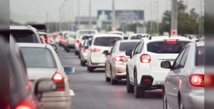 İngiltere'de araç vergisi 5.950 sterline çıkıyor