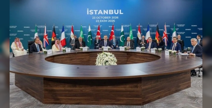 İstanbul'da sekiz ülkenin dışişleri bakanları bir araya geldi