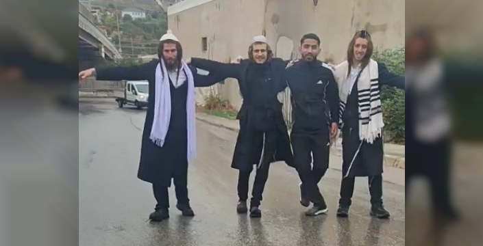 İzmir'de Yahudiler Netanyahu'nun seçim kaybını kutladı