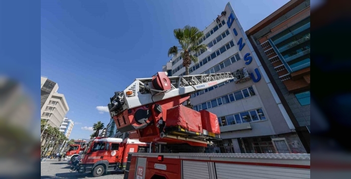 İzmir İtfaiyesi, tatbikatlarla yangınlara hazırlık yapıyor
