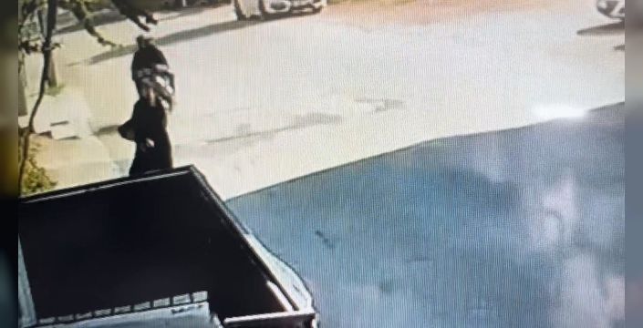 Kadının telefonu motosikletli kapkaççılar tarafından çalındı