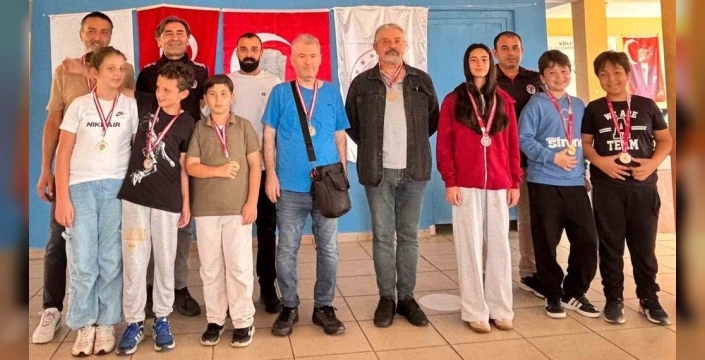 Köyceğiz'de 29 Ekim için üç kategorili satranç turnuvası