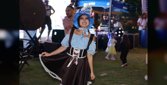 Marmaris'te Oktoberfest coşkusu yaşandı