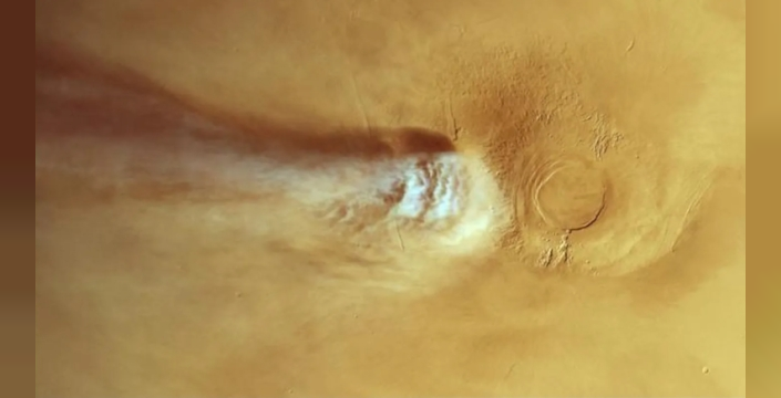 Mars'taki 1800 km'lik bulutun sırrı çözüldü