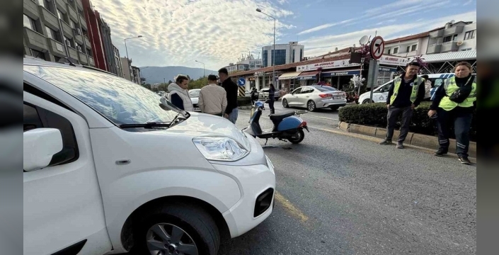 Menteşe'de otomobil ve motosiklet kazası: 1 yaralı