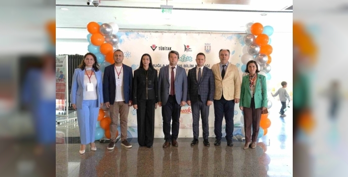 Muğla'da binlerce öğrenci bilimle buluştu