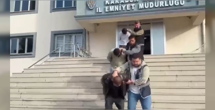 Narkotik köpeği Dora ile 3 zehir taciri yakalandı