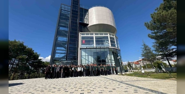 Öğrenciler uzay gözlemevini ziyaret etti