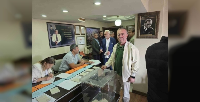 Özgür Önder, Buldan Ticaret Odası'nın yeni başkanı oldu