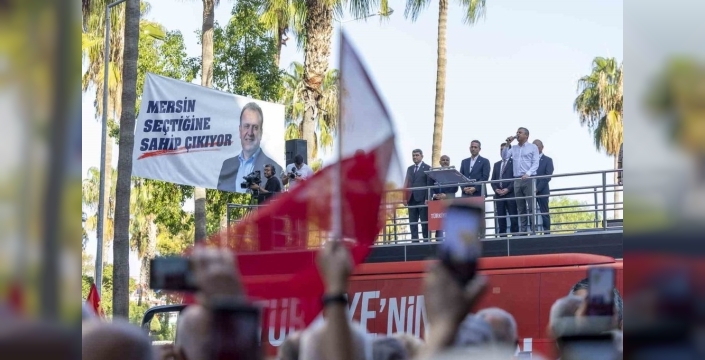 Özgür Özel'den Mersin belediye başkanlarına destek
