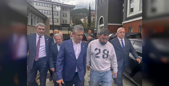 Özgür Özel, fon krizine ve Mersin operasyonuna sert tepki gösterdi