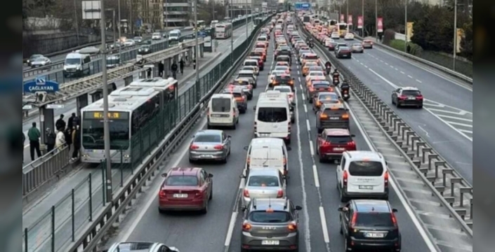 Petrol arzındaki sıkıntı 2 yıl sürecek, araç sahipleri endişeli