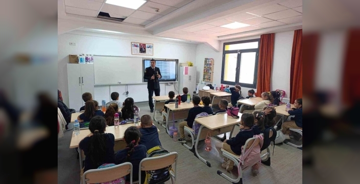 Sahil Güvenlik, öğrencileri denizcilik konusunda bilgilendirdi