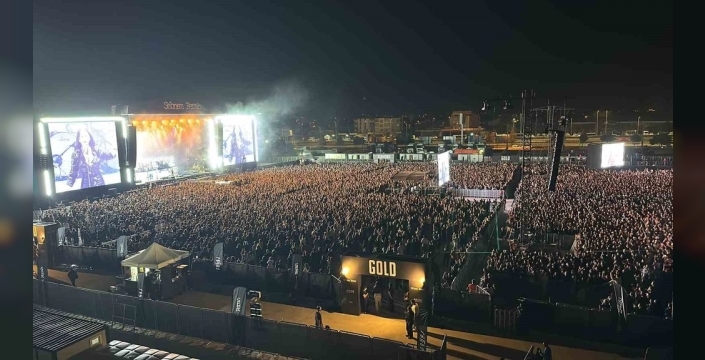 Şebnem Ferah Antalya'da konser verdi