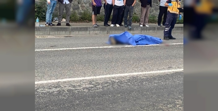 Trabzon'da tır ile motosiklet çarpıştı, sürücü hayatını kaybetti