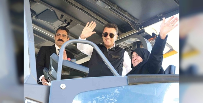 Tunceli'de köy yolları için 120 kilometre asfalt serimi yapıldı
