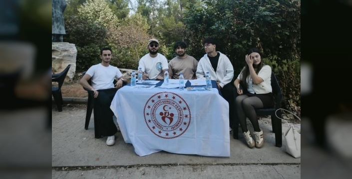 Üniversite kampüsünde gençlik fırsatları tanıtıldı