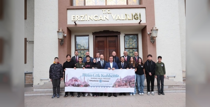 Vali, 'Bizim Gök Kubbemiz' projesiyle gelen öğrencileri ağırladı