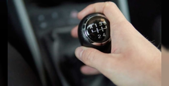 Yeni sistem, otomatik otomobillerde manuel deneyim sunuyor
