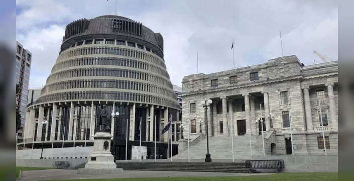 Yeni Zelanda'da parlamento feshedildi, seçim kampanyası başladı
