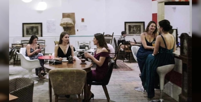 Yenilikçi kafe konsepti, süresine göre ücret alıyor