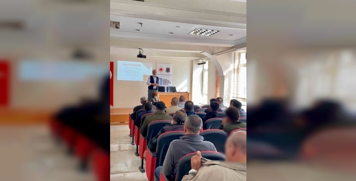 Yükümlülere kişisel gelişim semineri verildi