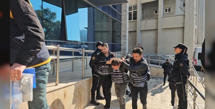 Zonguldak'ta eşine ve yardım eden gence kurşun yağdıran şüpheli tutuklandı